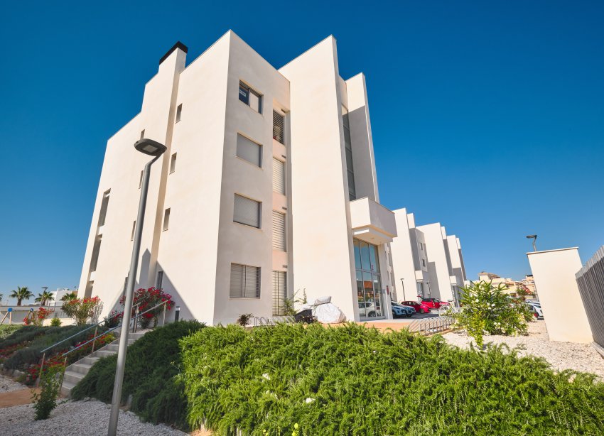 Resale - Apartment - Orihuela Costa - Villamartín