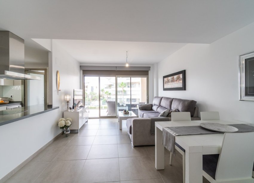 Resale - Apartment - Orihuela Costa - Villamartin