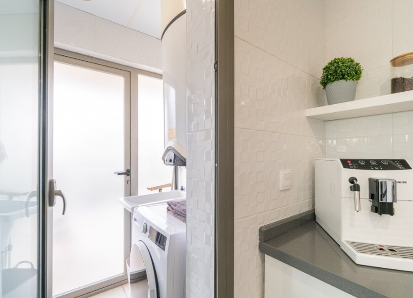 Resale - Apartment - Orihuela Costa - Villamartin