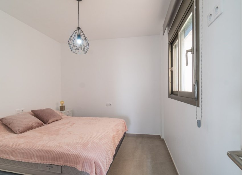 Resale - Apartment - Orihuela Costa - Villamartin