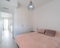 Resale - Apartment - Orihuela Costa - Villamartin