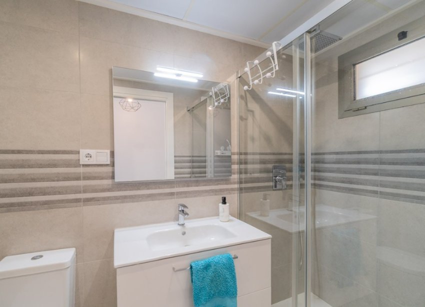 Resale - Apartment - Orihuela Costa - Villamartin