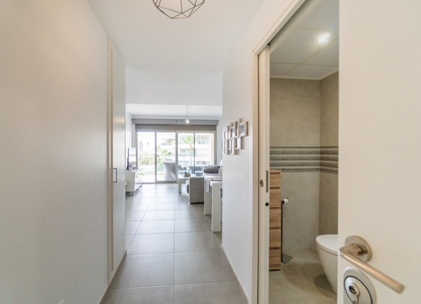 Resale - Apartment - Orihuela Costa - Villamartin