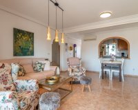 Resale - Apartment - Orihuela Costa - Villamartin