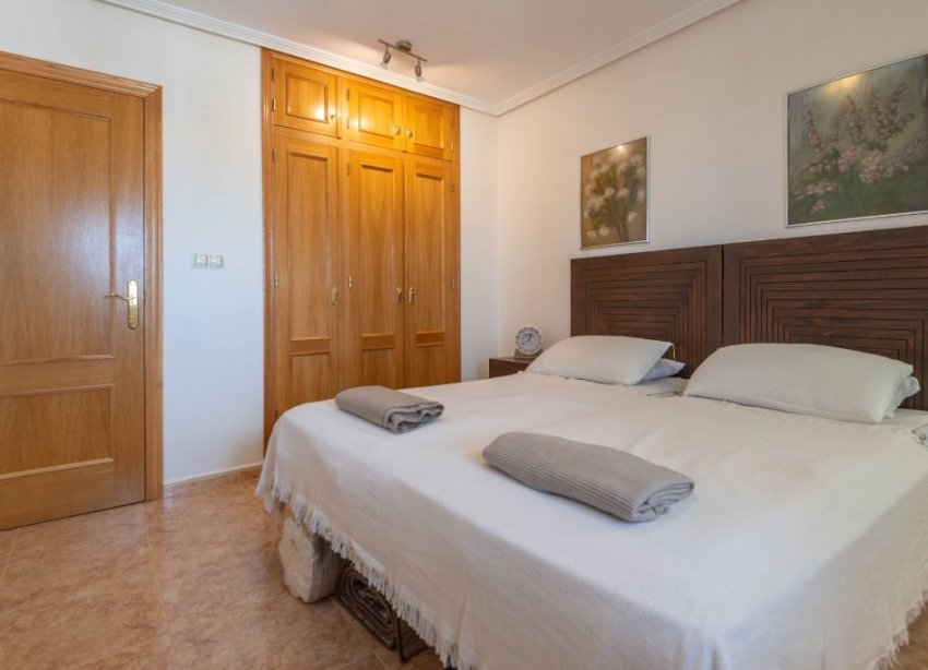 Resale - Apartment - Orihuela Costa - Villamartin