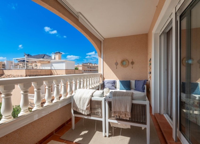Resale - Apartment - Orihuela Costa - Villamartin