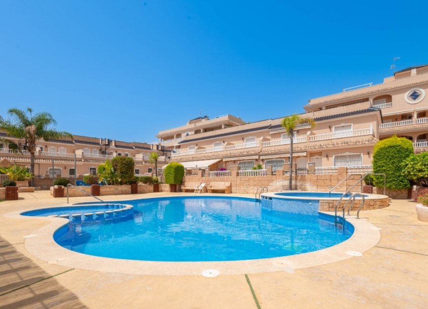 Resale - Apartment - Orihuela Costa - Villamartin
