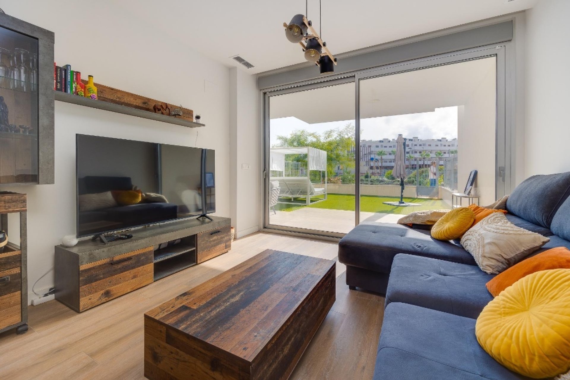 Resale - Apartment - Orihuela Costa - Villamartín