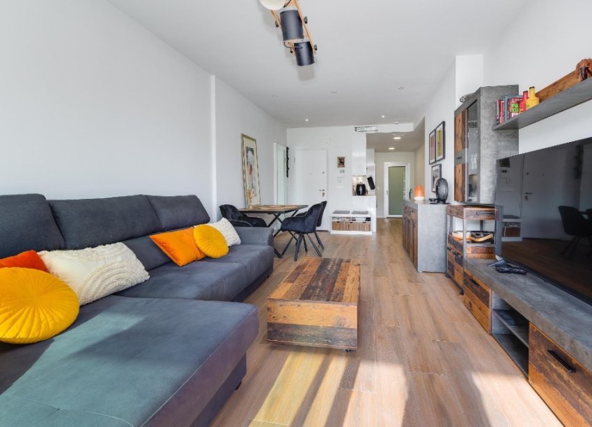 Resale - Apartment - Orihuela Costa - Villamartín