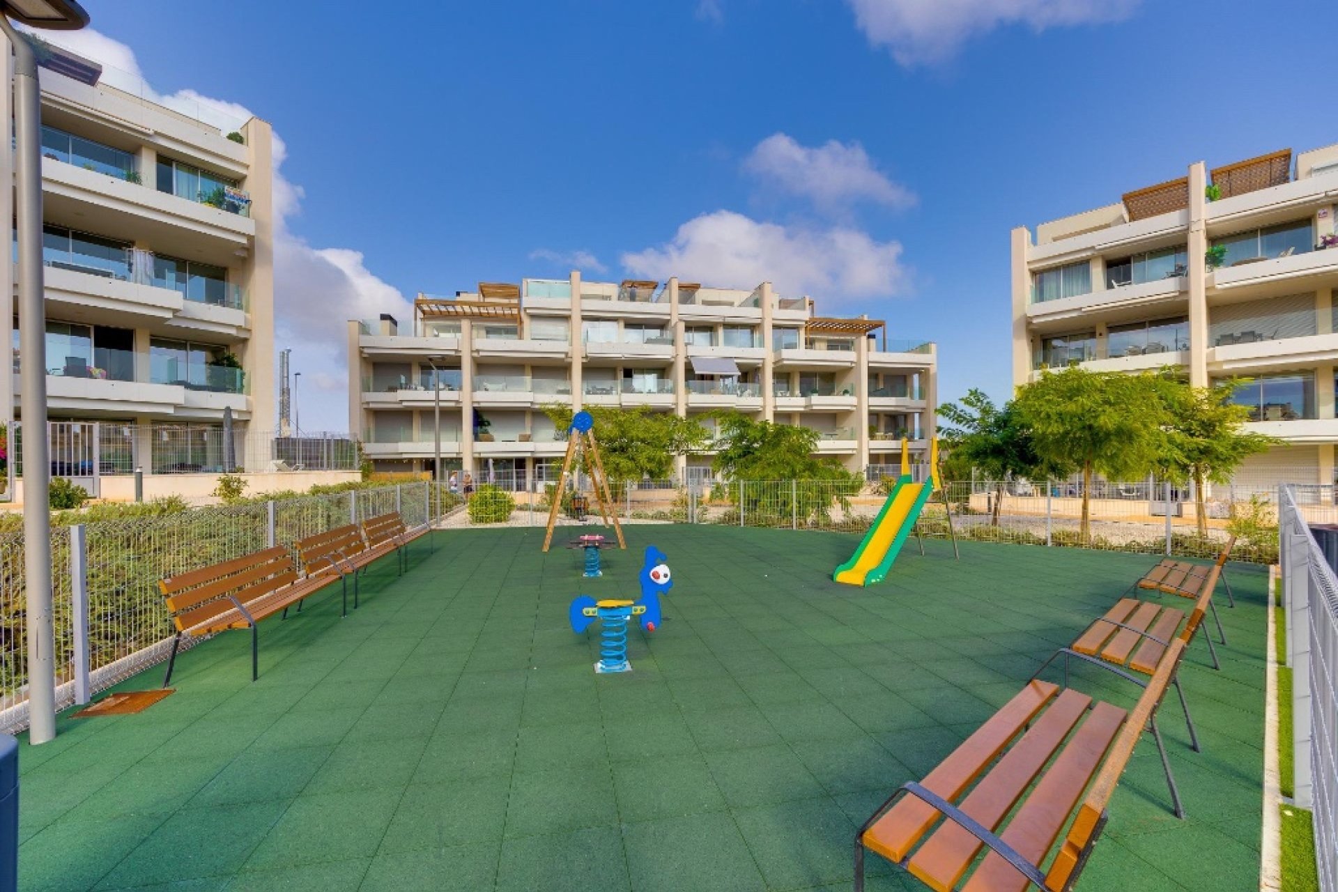 Resale - Apartment - Orihuela Costa - Villamartín