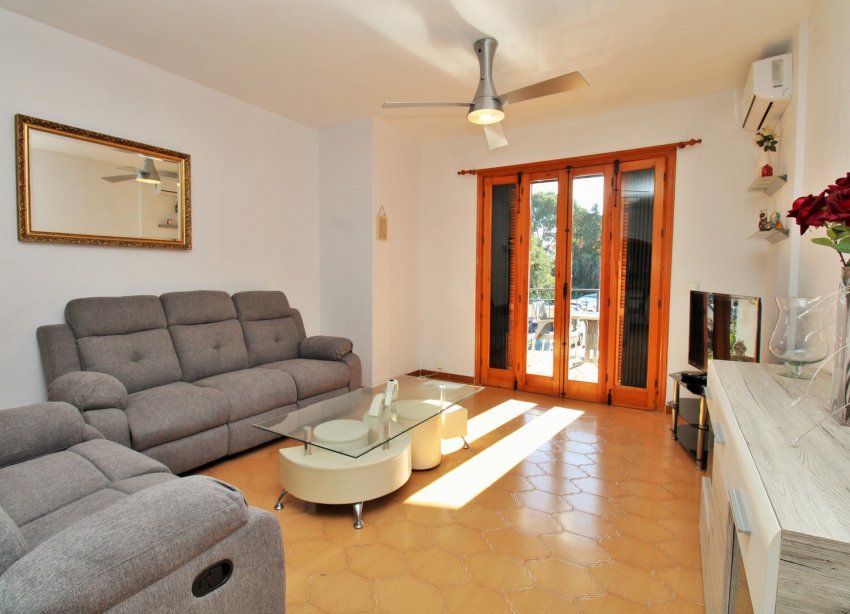 Resale - Apartment - Orihuela Costa - Villamartín