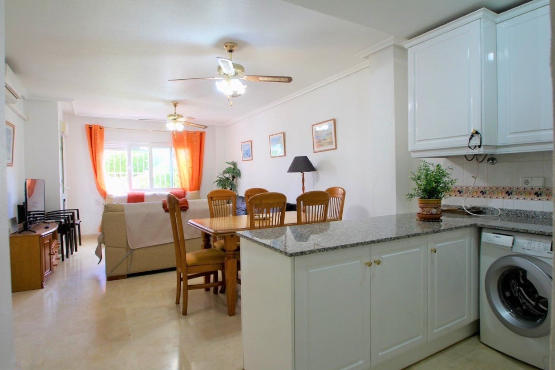 Resale - Apartment - Orihuela Costa - Villamartín