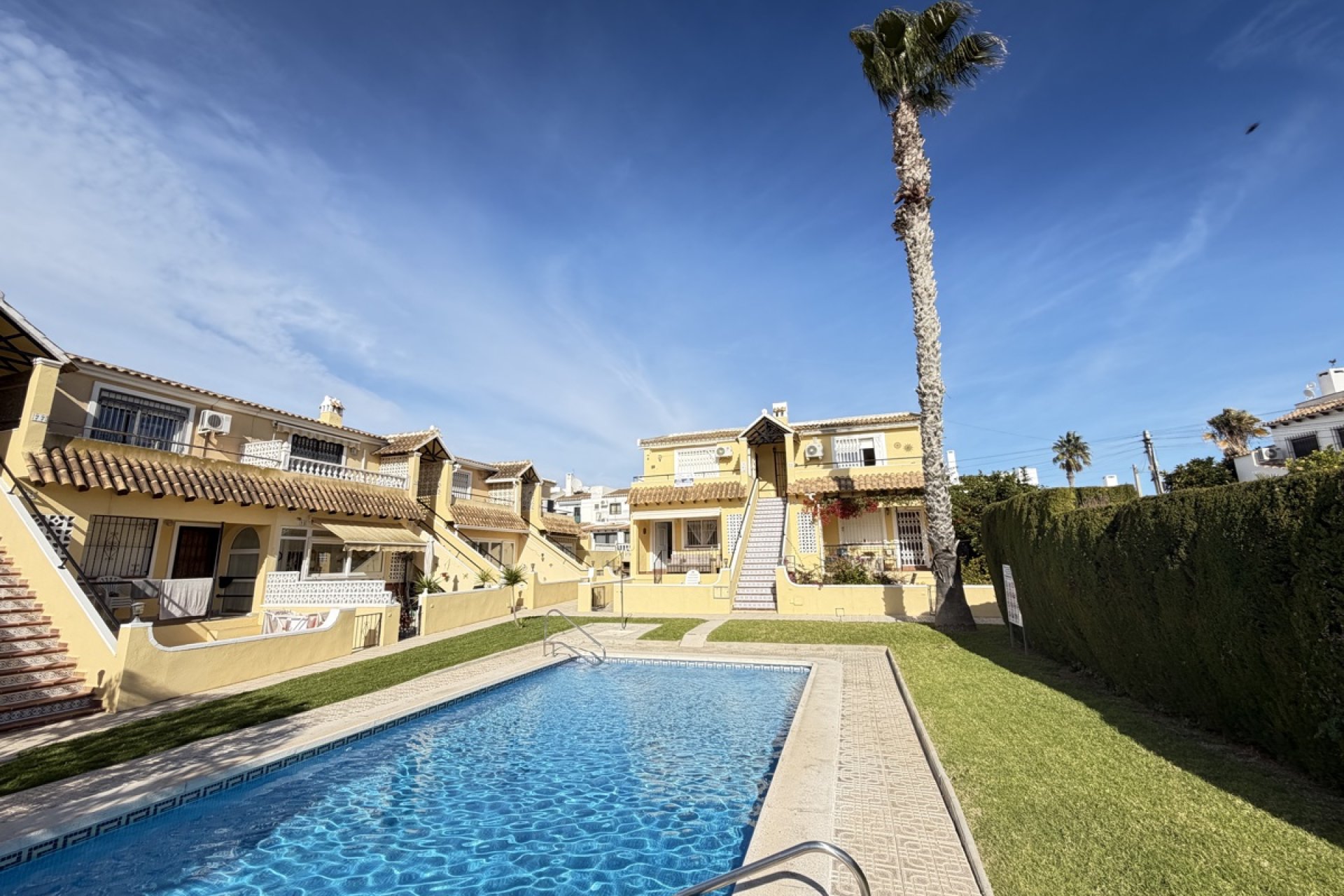 Resale - Apartment - Orihuela Costa - Villamartin
