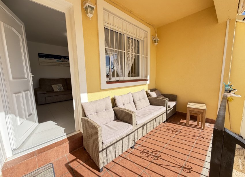 Resale - Apartment - Orihuela Costa - Villamartin