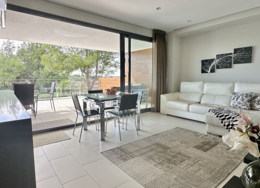 Resale - Apartment - Orihuela Costa - Villamartín