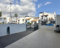 Resale - Apartment - Orihuela Costa - Villamartín