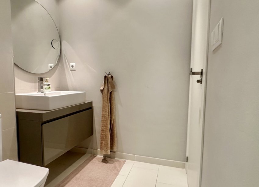 Resale - Apartment - Orihuela Costa - Villamartín