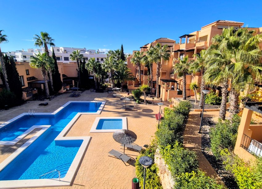 Resale - Apartment - Orihuela Costa - Villamartín