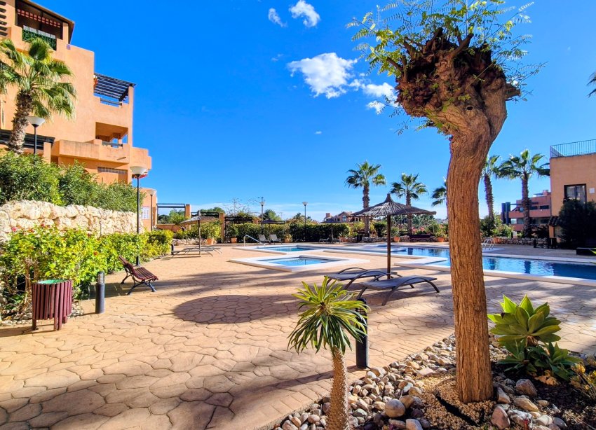 Resale - Apartment - Orihuela Costa - Villamartín