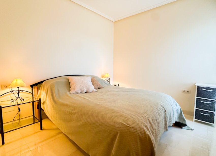 Resale - Apartment - Orihuela Costa - Villamartín