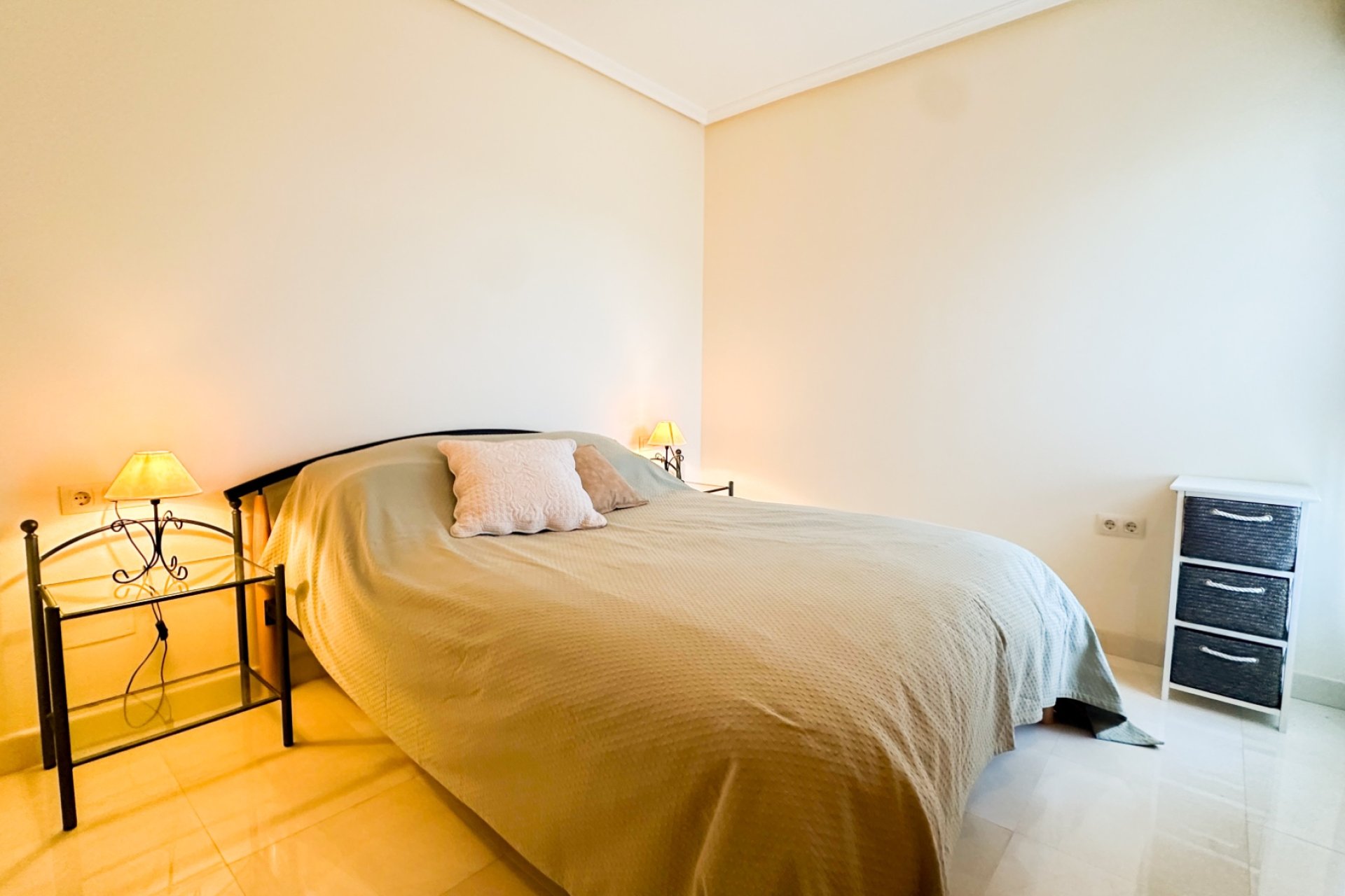 Resale - Apartment - Orihuela Costa - Villamartín