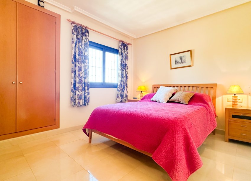 Resale - Apartment - Orihuela Costa - Villamartín