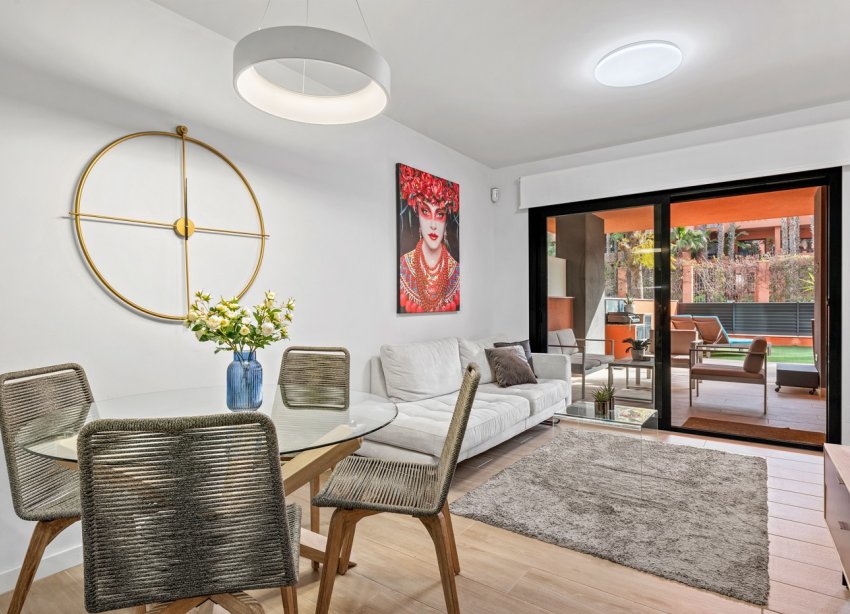 Resale - Apartment - Orihuela Costa - Villamartín