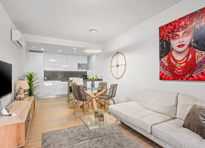 Resale - Apartment - Orihuela Costa - Villamartín