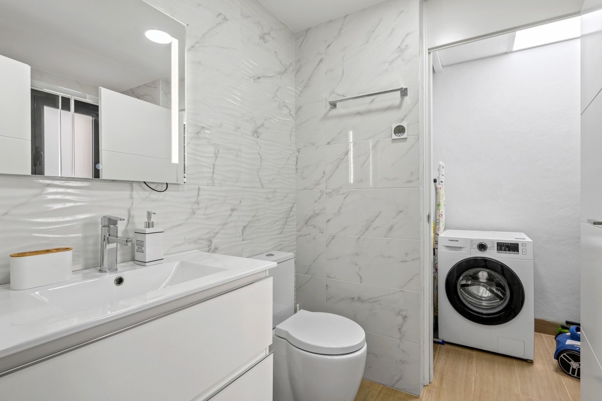 Resale - Apartment - Orihuela Costa - Villamartín