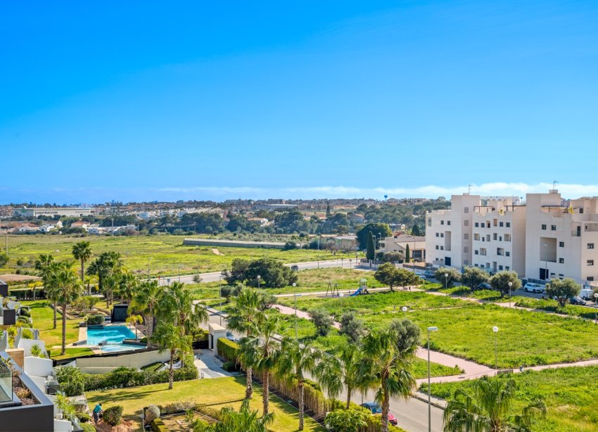 Resale - Apartment - Orihuela Costa - Villamartin