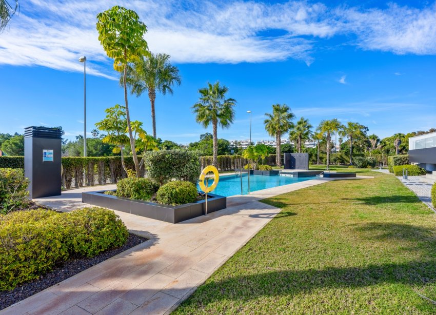 Resale - Apartment - Orihuela Costa - Villamartin