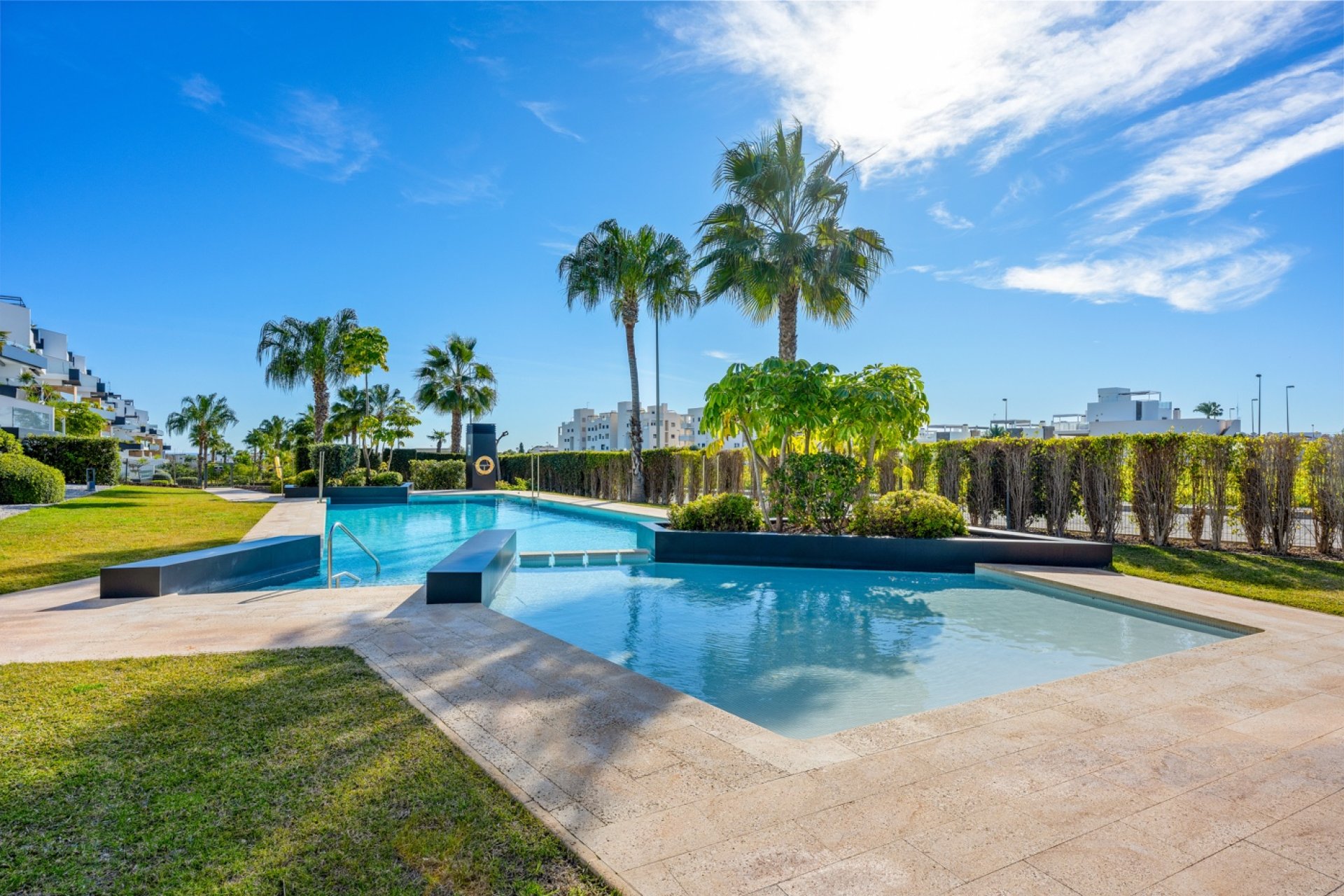 Resale - Apartment - Orihuela Costa - Villamartin