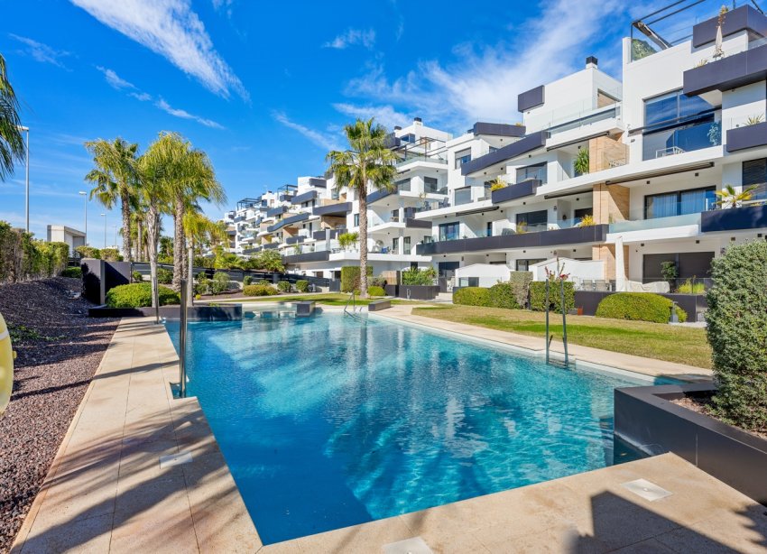 Resale - Apartment - Orihuela Costa - Villamartin