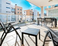 Resale - Apartment - Orihuela Costa - Villamartín