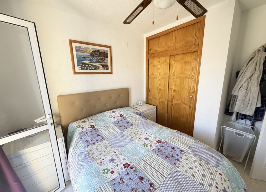 Resale - Apartment - Orihuela Costa - Villamartin