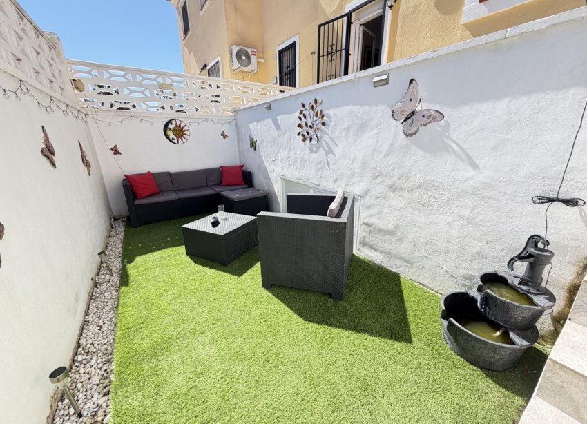 Resale - Apartment - Orihuela Costa - Villamartin