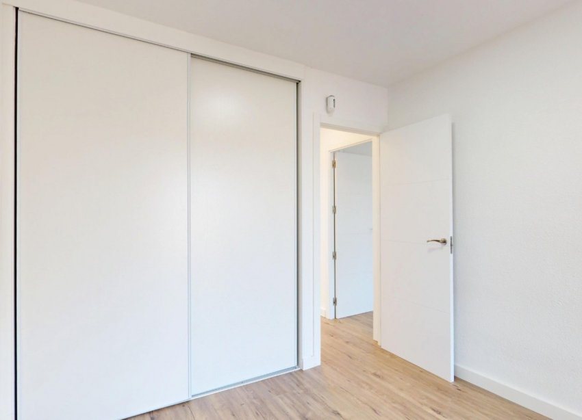 Resale - Apartment - Orihuela Costa - Villamartín