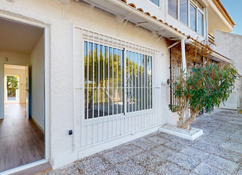 Resale - Apartment - Orihuela Costa - Villamartín