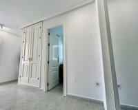 Resale - Apartment - Orihuela Costa - Villamartín