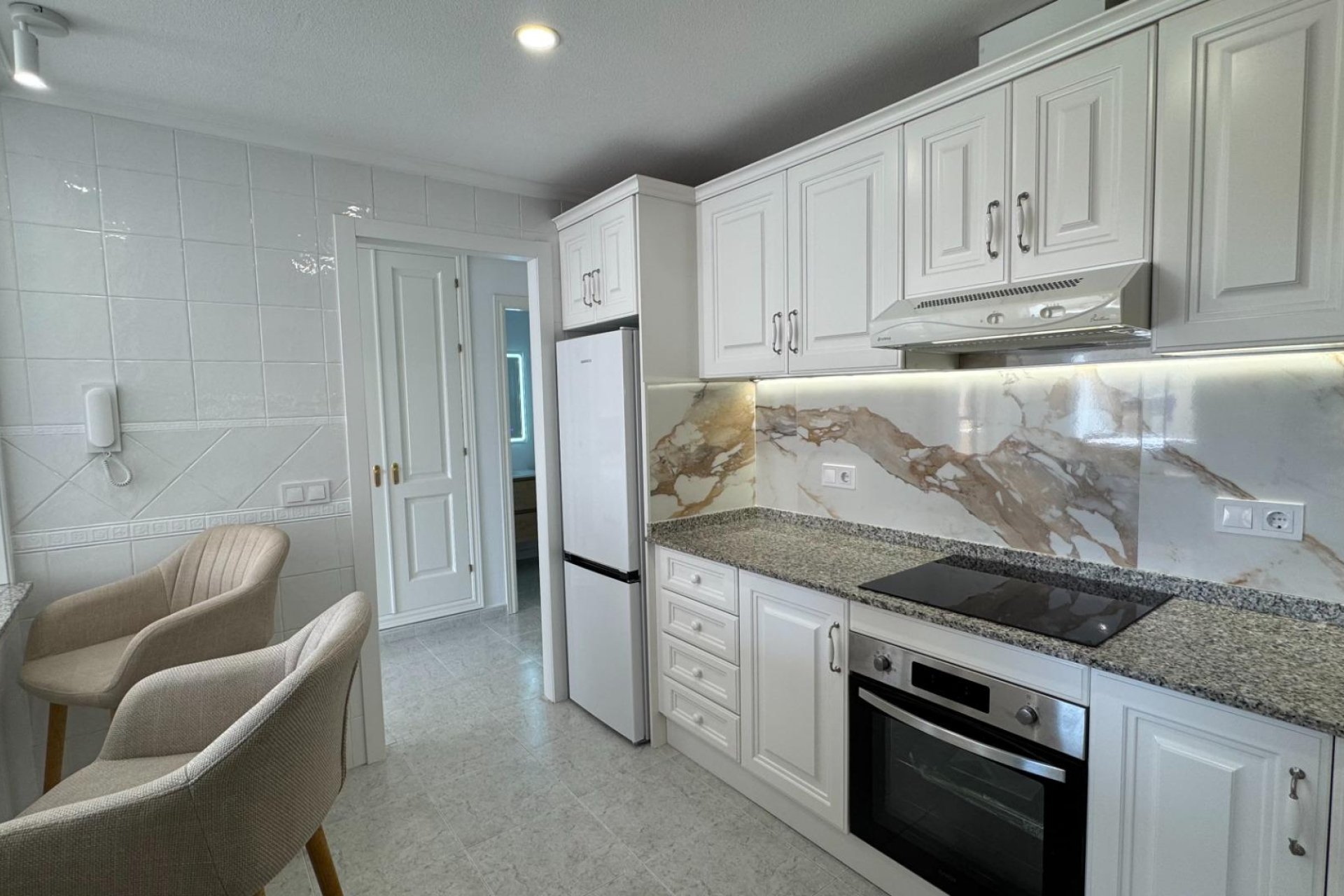 Resale - Apartment - Orihuela Costa - Villamartín