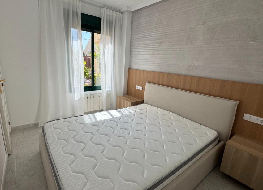 Resale - Apartment - Orihuela Costa - Villamartín