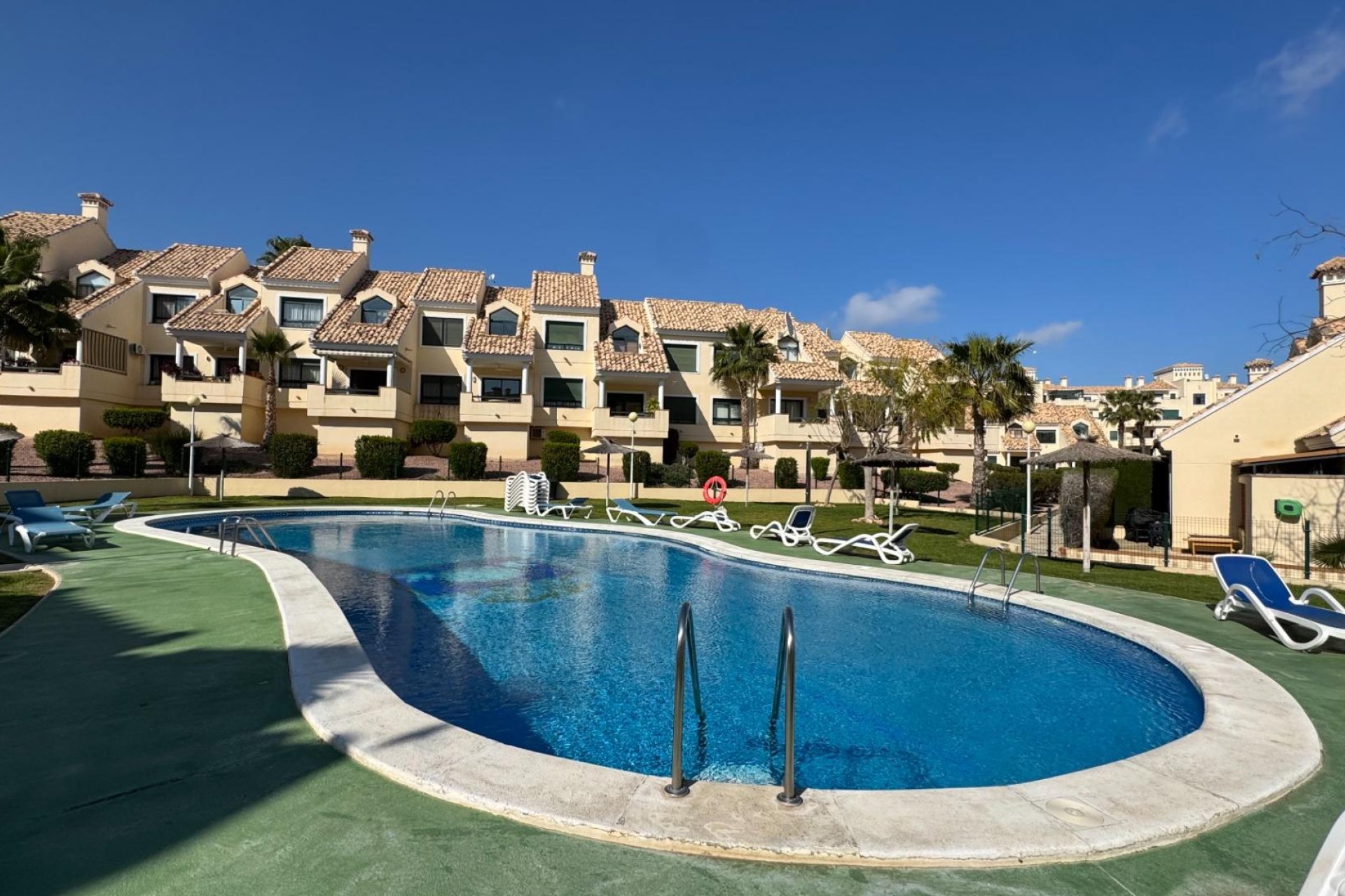 Resale - Apartment - Orihuela Costa - Villamartín