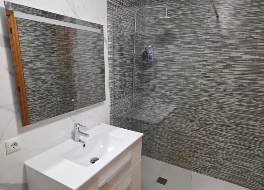 Resale - Apartment - Orihuela Costa - Villamartin