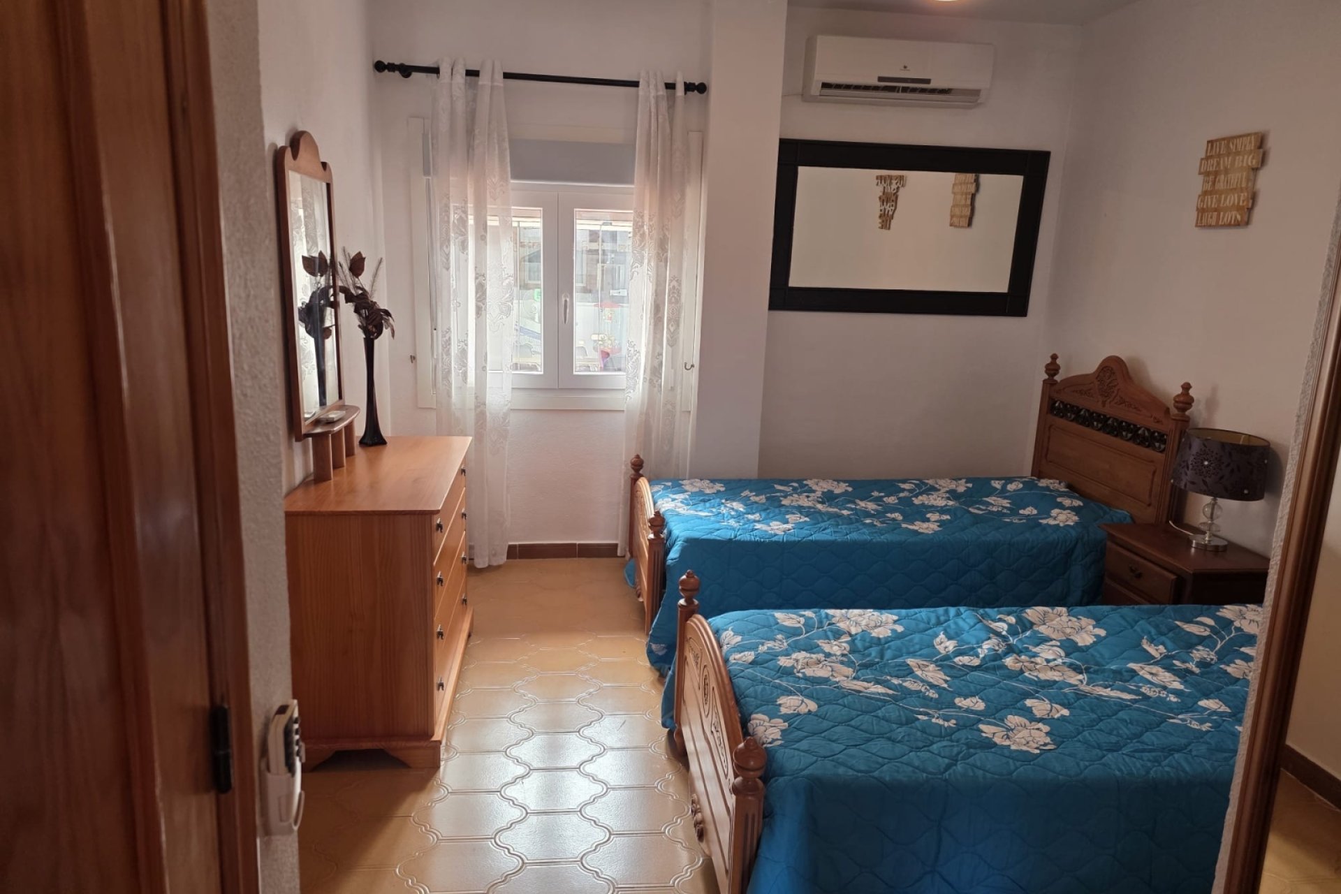 Resale - Apartment - Orihuela Costa - Villamartin