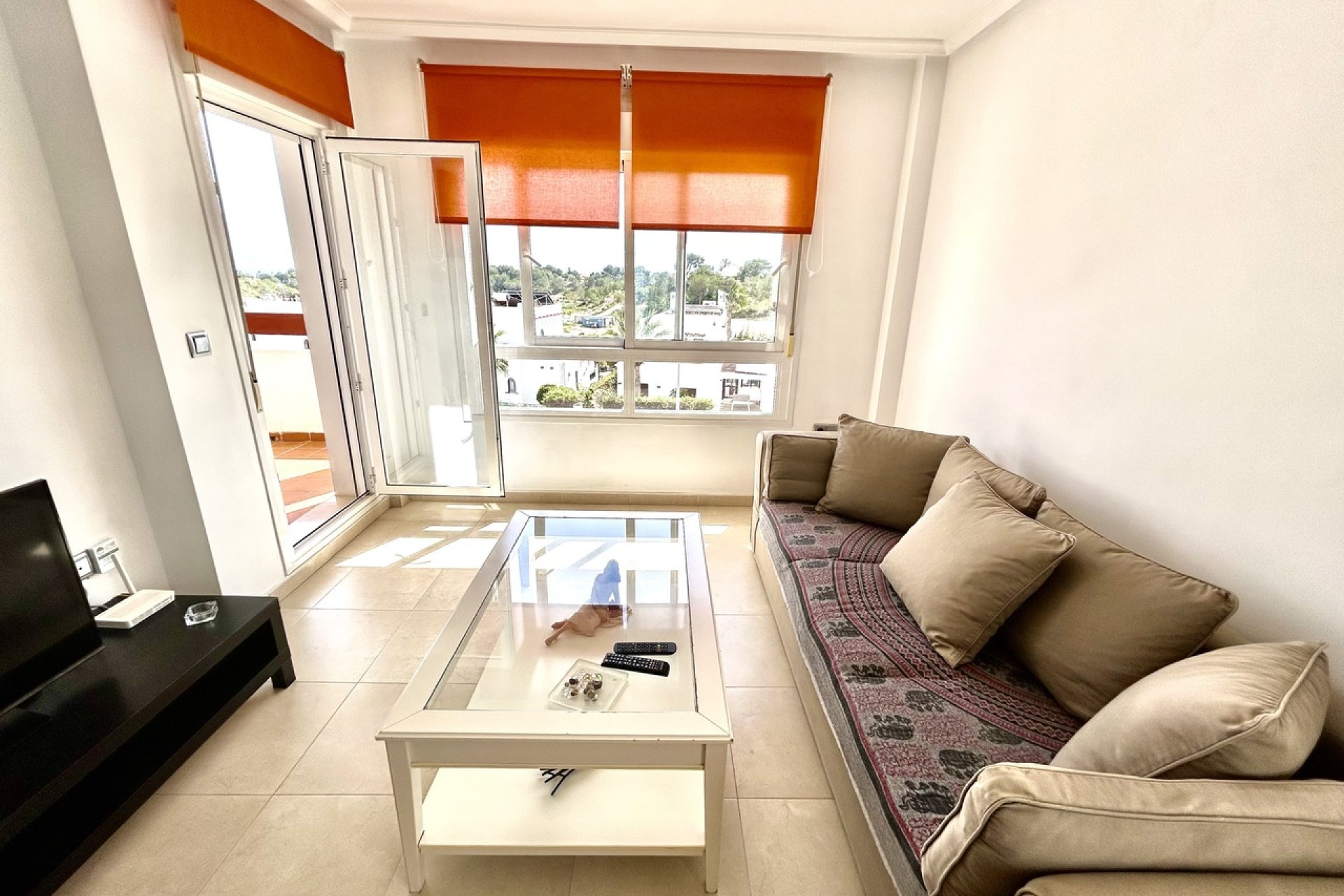 Resale - Apartment - Orihuela Costa - Villamartin