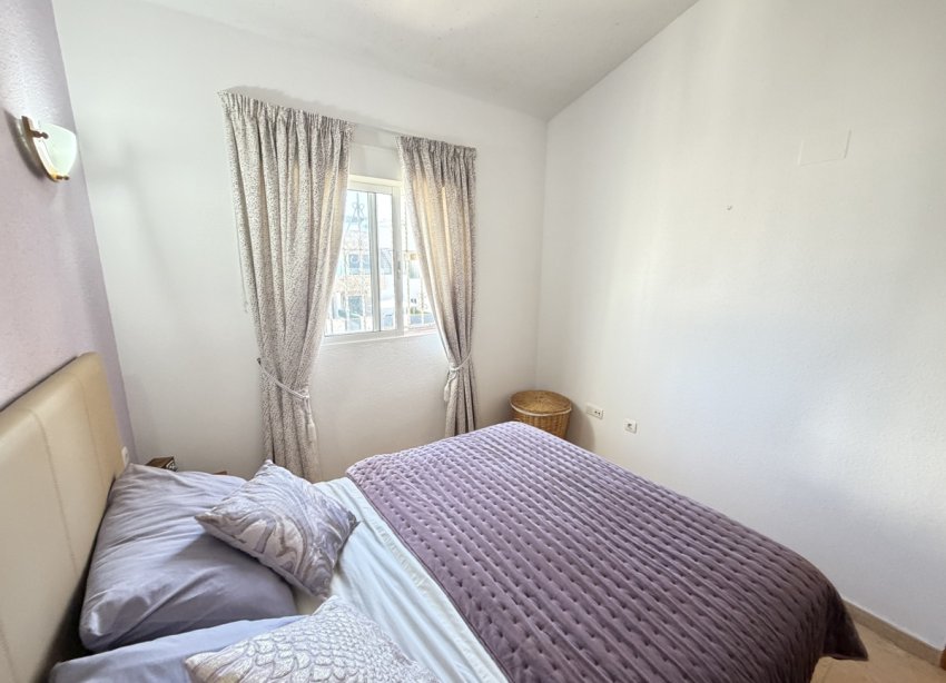 Resale - Apartment - Orihuela Costa - Villamartin