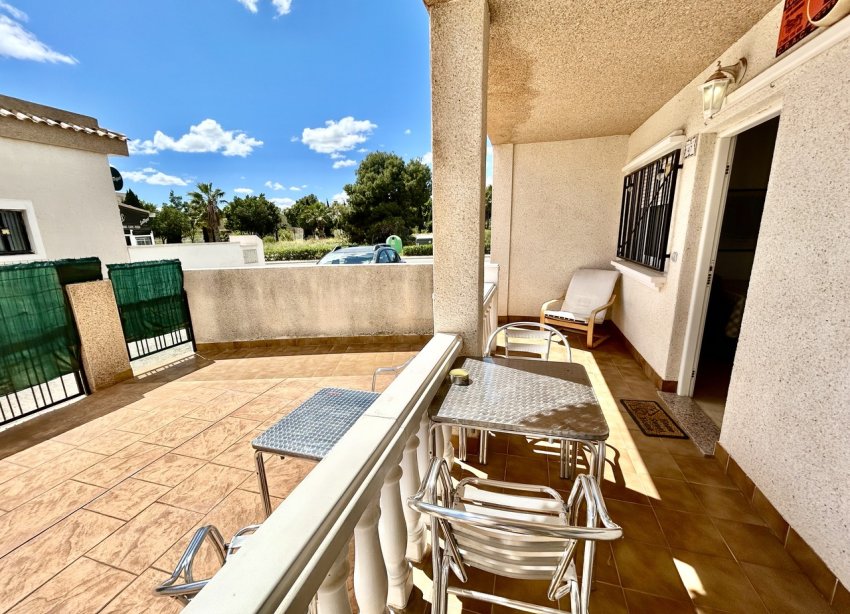Resale - Apartment - Orihuela Costa - Villamartin