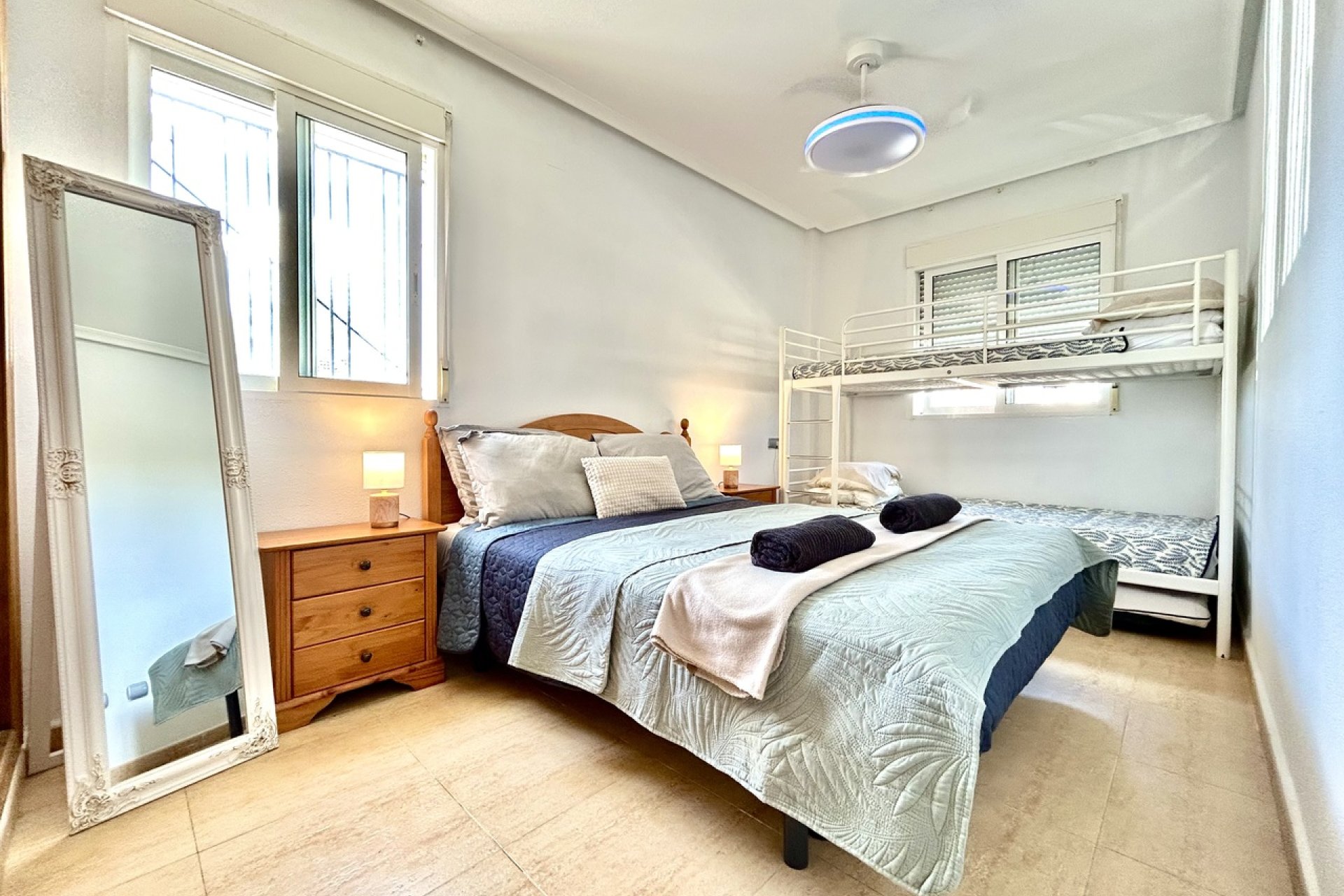 Resale - Apartment - Orihuela Costa - Villamartin