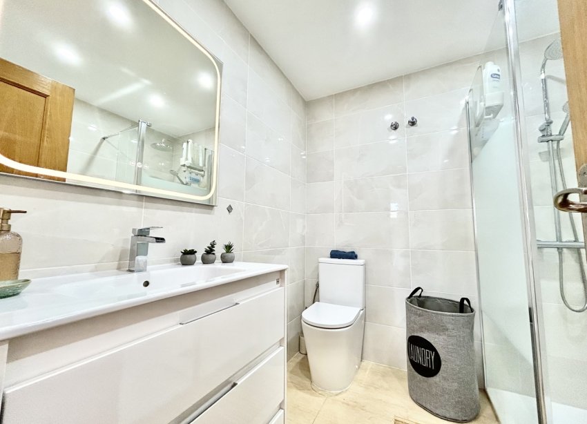 Resale - Apartment - Orihuela Costa - Villamartin