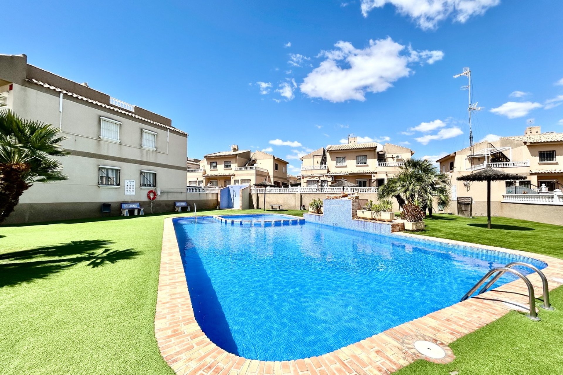 Resale - Apartment - Orihuela Costa - Villamartin
